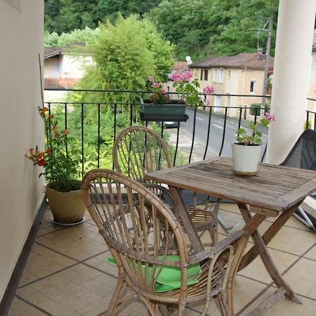 Appartement Chaleureux Avec Parking Gratuit 萨尔拉拉卡内达 外观 照片